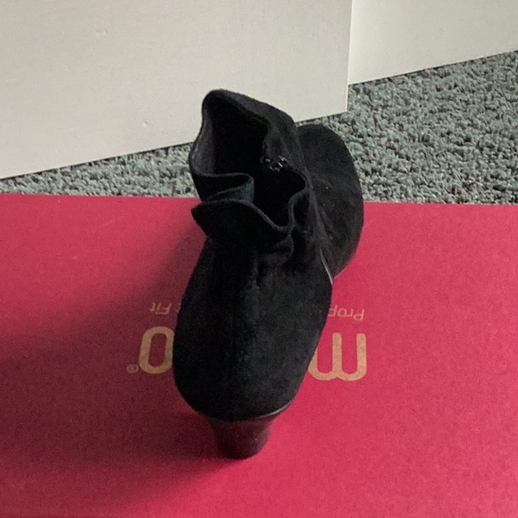 Munro Alvie Suede Bootie - Picture 3 of 3